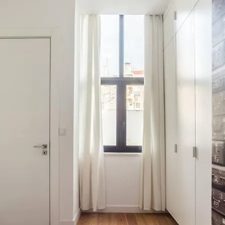 Spacious In With Terrace And Free Netflix * Lissabon