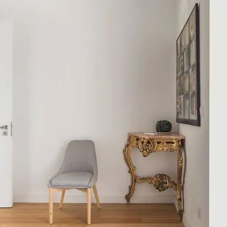 Spacious In With Terrace And Free Netflix Lissabon