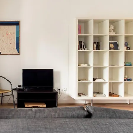 Spacious In With Terrace And Free Netflix * Lissabon